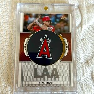 MIKE TROUT Commemorative patch relic card Los Angeles Angels